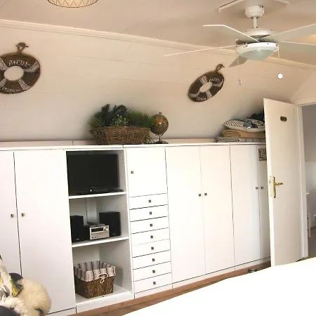 Apartment Quarterdeck61 *